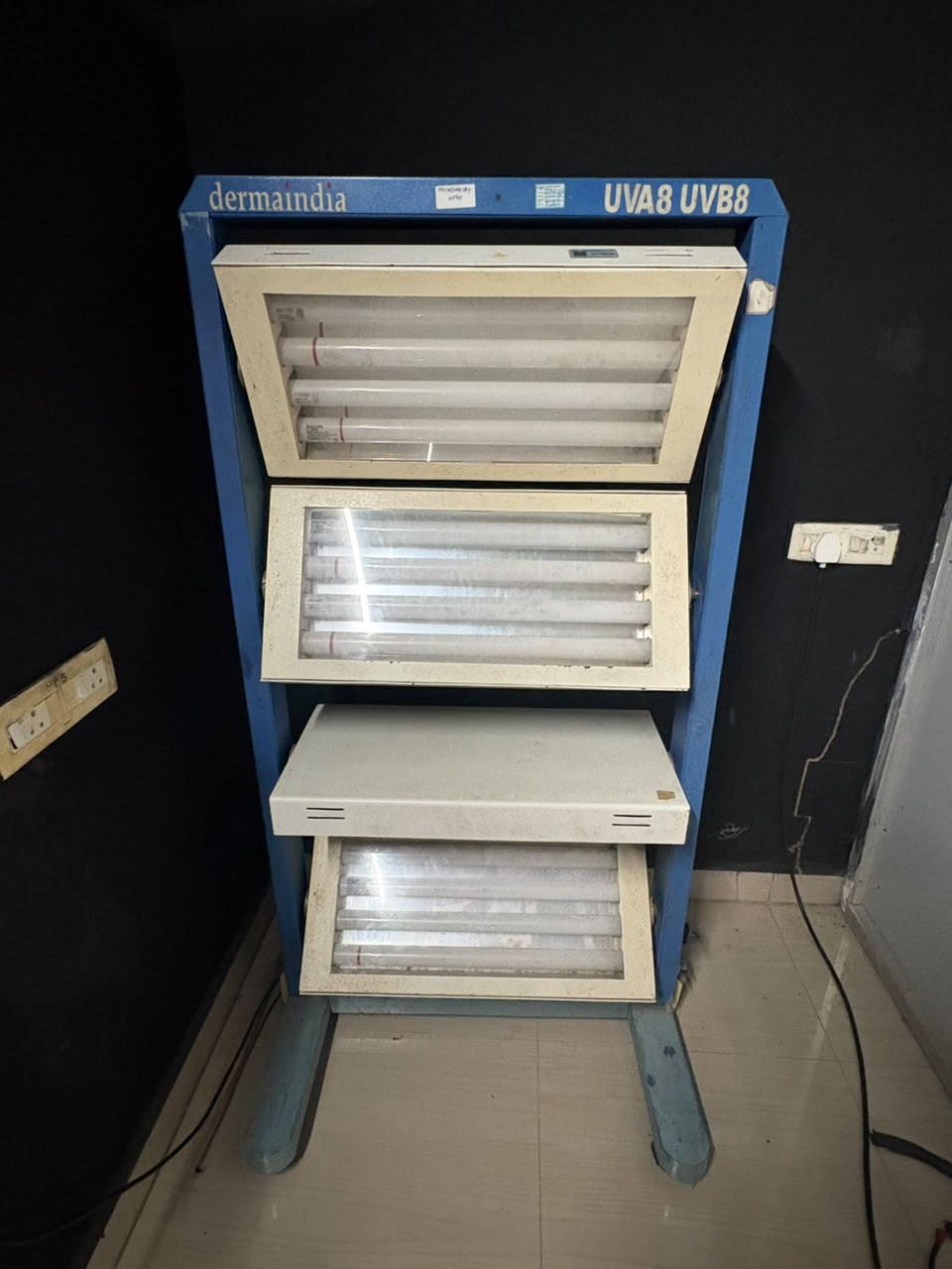 NB UVAUVB Phototherapy