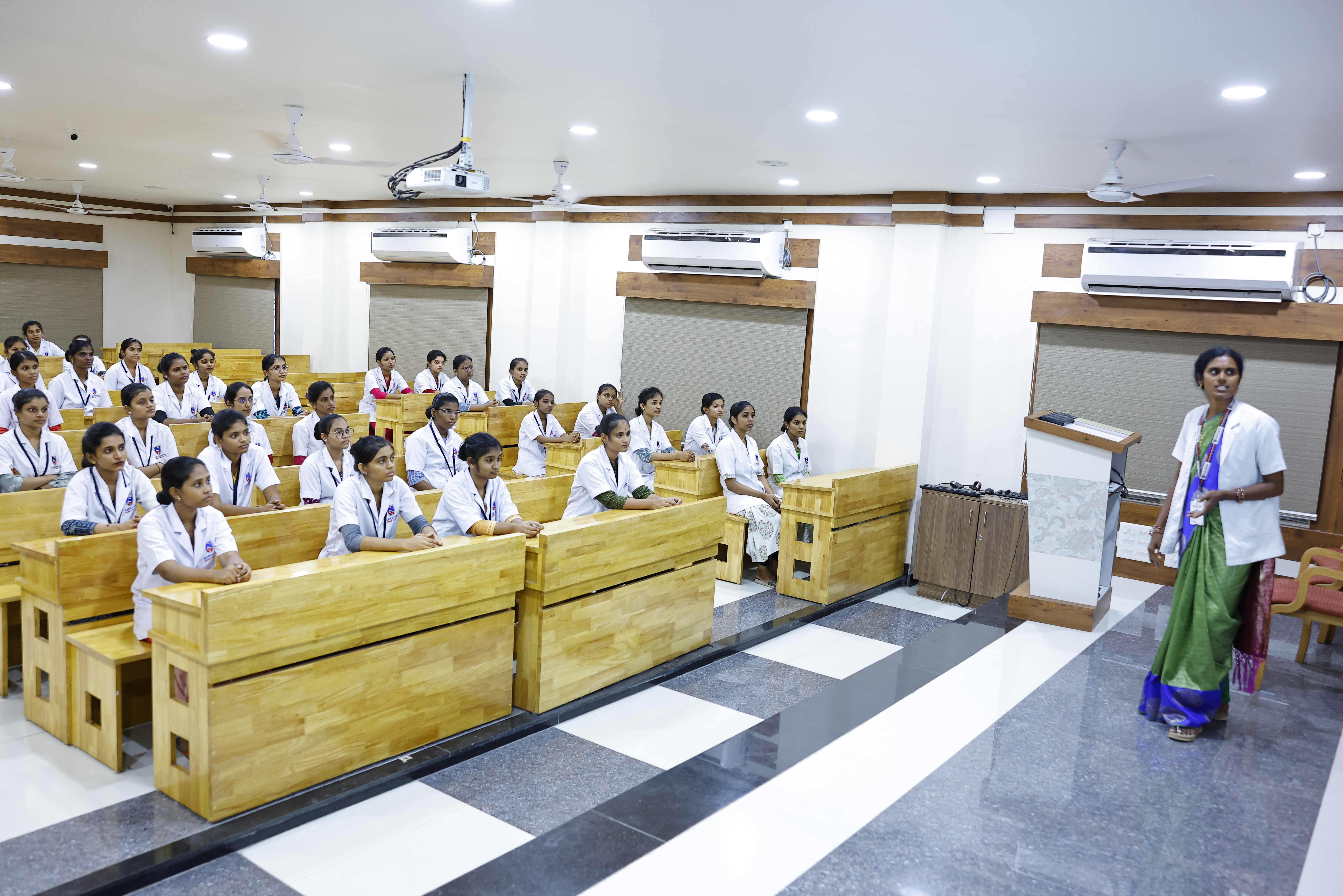 Narayana-Nursing-college